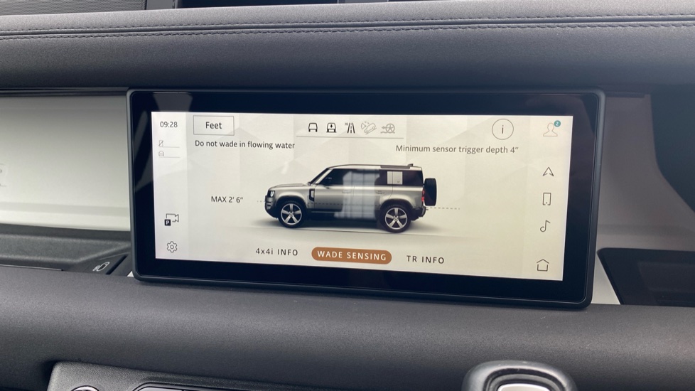 Land Rover Defender 3.0 D250 X-Dynamic SE 110 5dr Auto Diesel Estate - Image 70