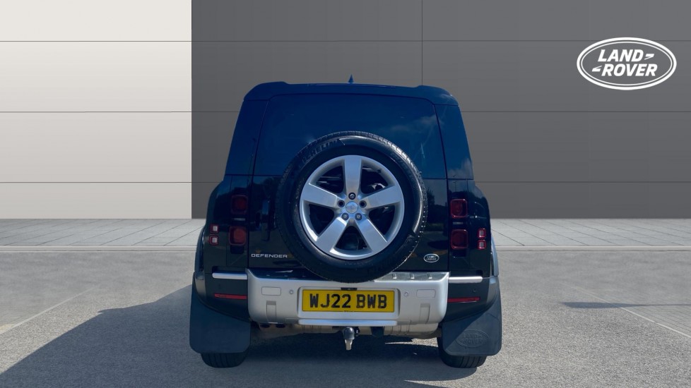Land Rover Defender 3.0 D250 HSE 90 3dr Auto Diesel Estate - Image 6
