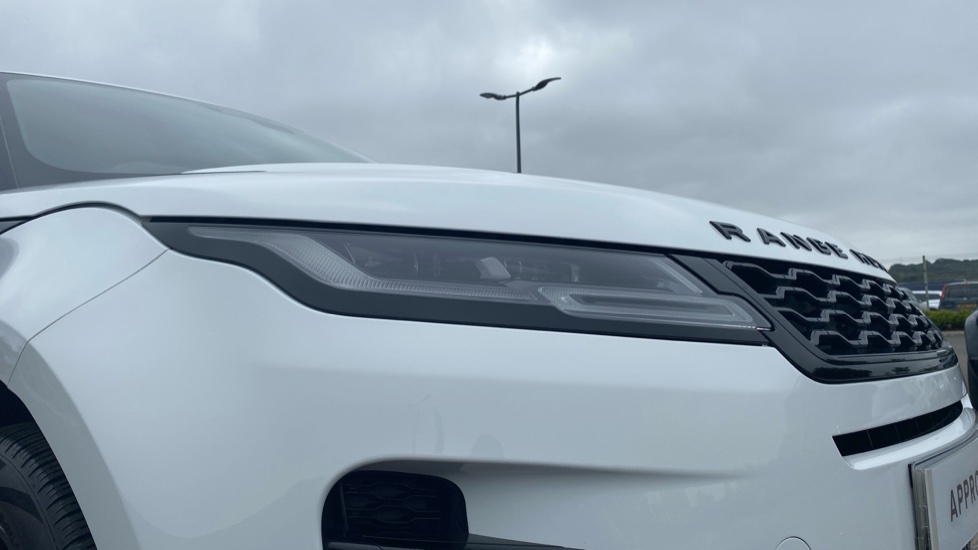 Land Rover Range Rover Evoque 1.5 P300e R-Dynamic HSE 5dr Auto Hatchback - Image 17