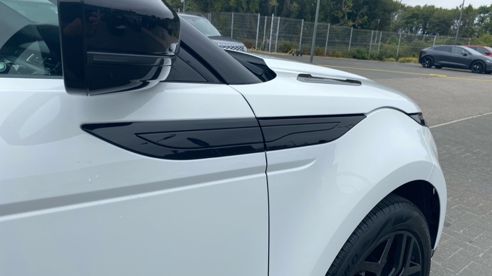 Land Rover Range Rover Evoque 1.5 P300e R-Dynamic HSE 5dr Auto Hatchback - Image 27
