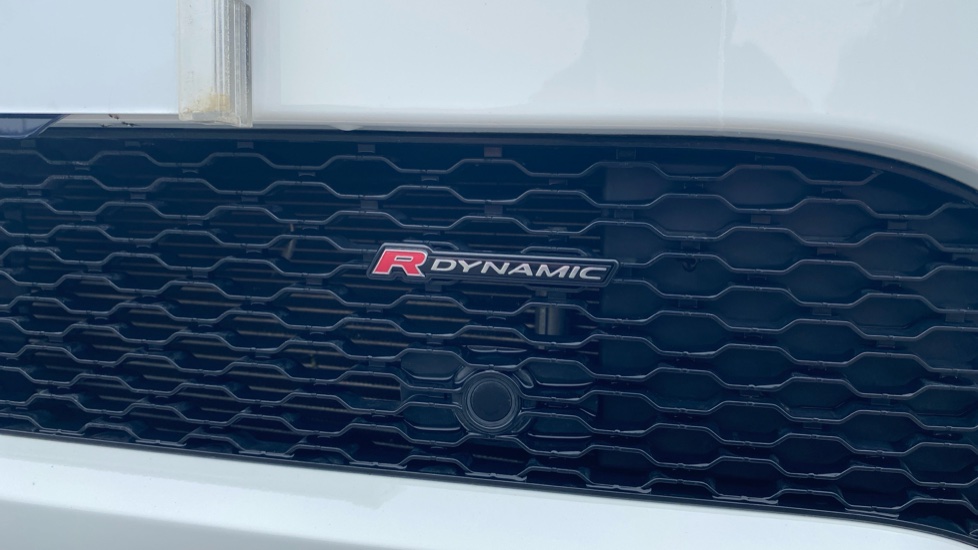 Land Rover Range Rover Evoque 1.5 P300e R-Dynamic HSE 5dr Auto Hatchback - Image 31