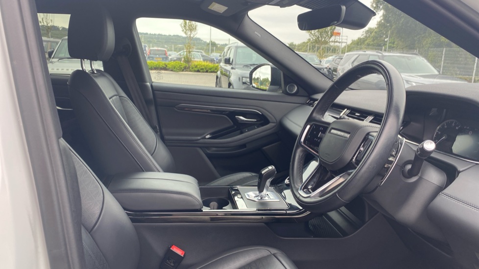 Land Rover Range Rover Evoque 1.5 P300e R-Dynamic HSE 5dr Auto Hatchback - Image 49