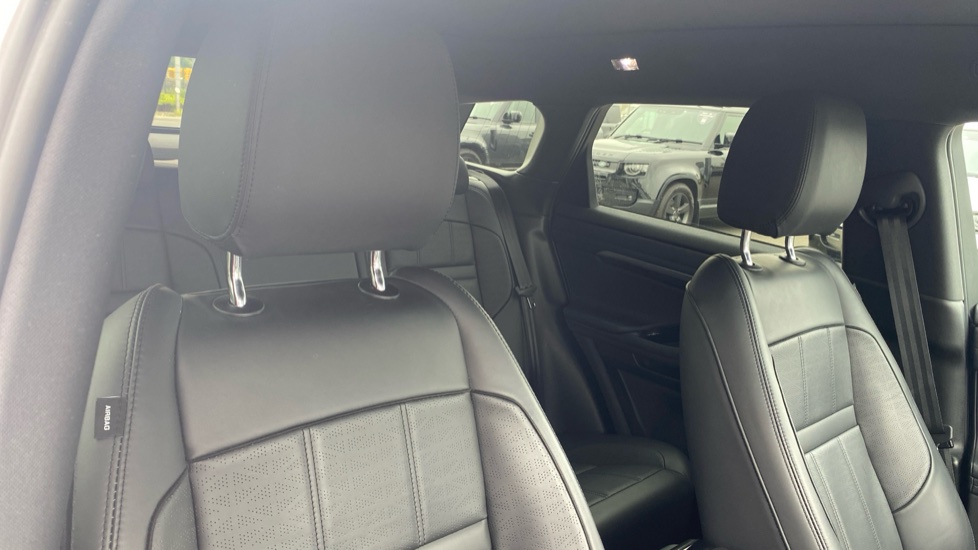 Land Rover Range Rover Evoque 1.5 P300e R-Dynamic HSE 5dr Auto Hatchback - Image 52