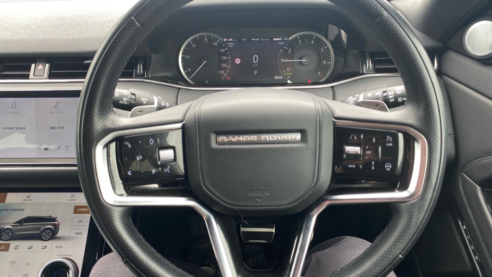 Land Rover Range Rover Evoque 1.5 P300e R-Dynamic HSE 5dr Auto Hatchback - Image 55