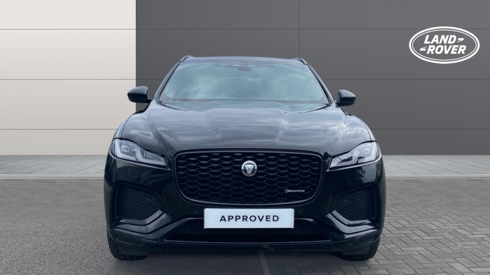 Jaguar F-Pace 2.0 D200 R-Dynamic SE Black 5dr Auto AWD Diesel Estate - Image 7