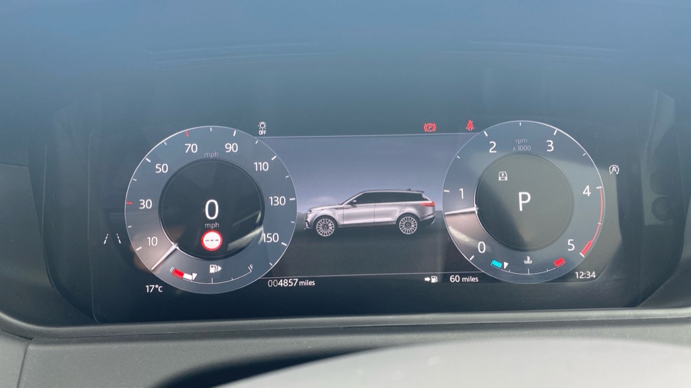 Land Rover Range Rover Velar 2.0 D200 MHEV Dynamic HSE 5dr Auto Diesel Estate - Image 16