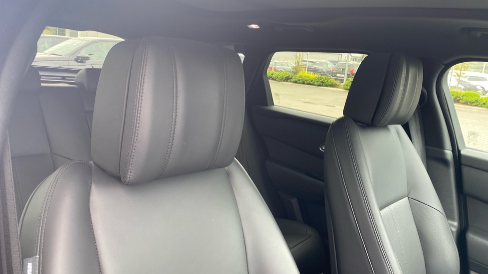 Land Rover Range Rover Velar 2.0 D200 MHEV Dynamic HSE 5dr Auto Diesel Estate - Image 51