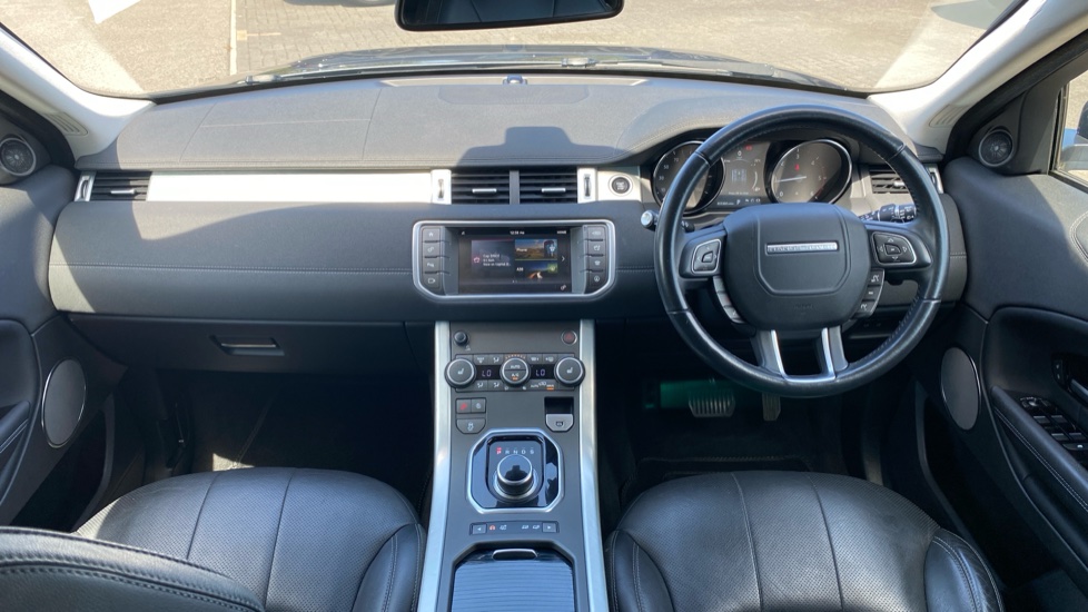 Land Rover Range Rover Evoque 2.0 TD4 SE Tech 5dr Auto Diesel Hatchback - Image 9