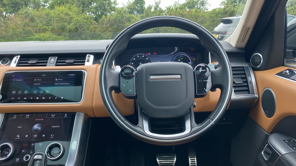 Land Rover Range Rover Sport 2.0 P400e HSE Dynamic 5dr Auto Estate - Image 15
