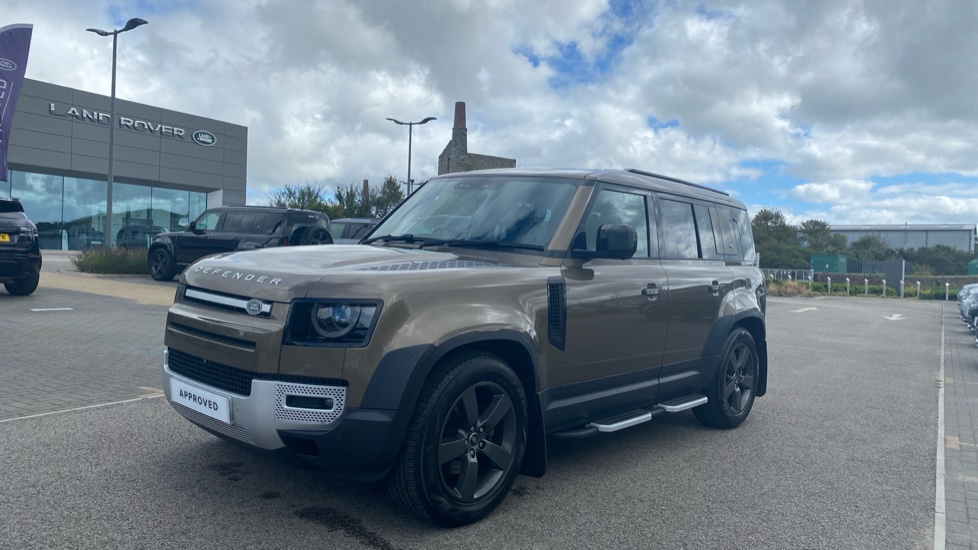 Land Rover Defender 2.0 P300 SE 110 5dr Auto Petrol Estate - Image 20