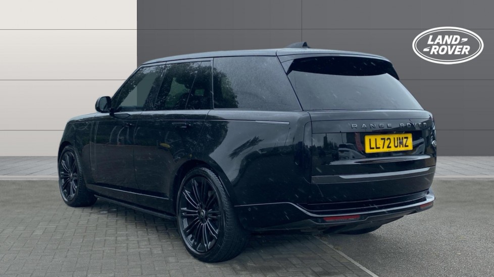 Land Rover Range Rover 4.4 P530 V8 Autobiography 4dr Auto Petrol Estate - Image 2