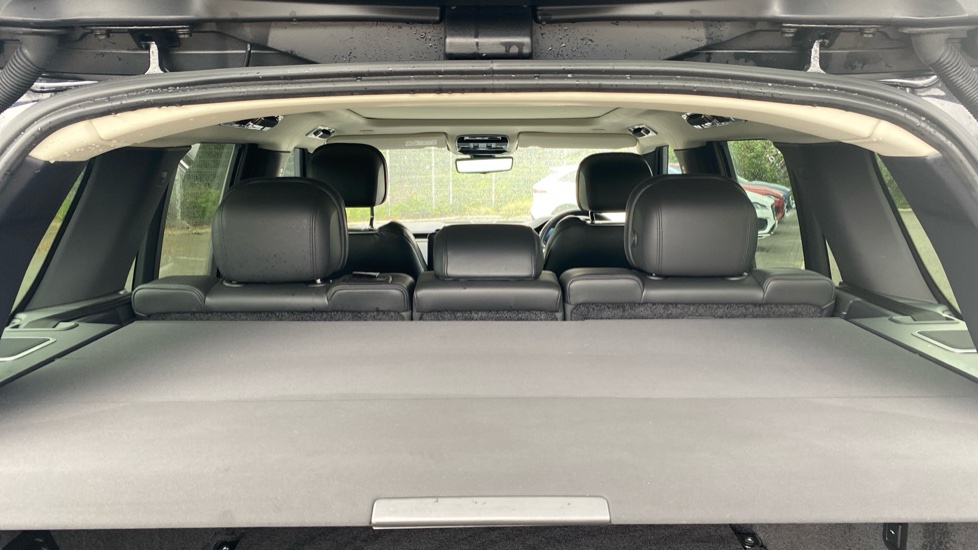 Land Rover Range Rover 4.4 P530 V8 Autobiography 4dr Auto Petrol Estate - Image 38