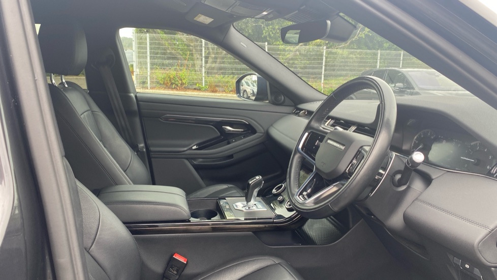 Land Rover Range Rover Evoque 1.5 P300e R-Dynamic SE 5dr Auto Hatchback - Image 49