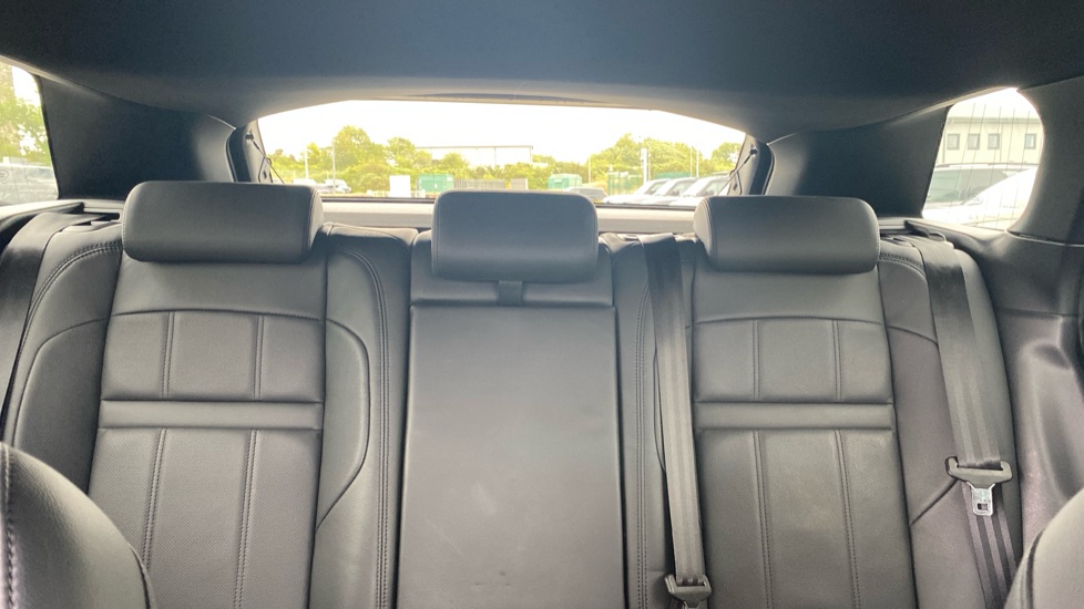 Land Rover Range Rover Evoque 1.5 P300e R-Dynamic SE 5dr Auto Hatchback - Image 51