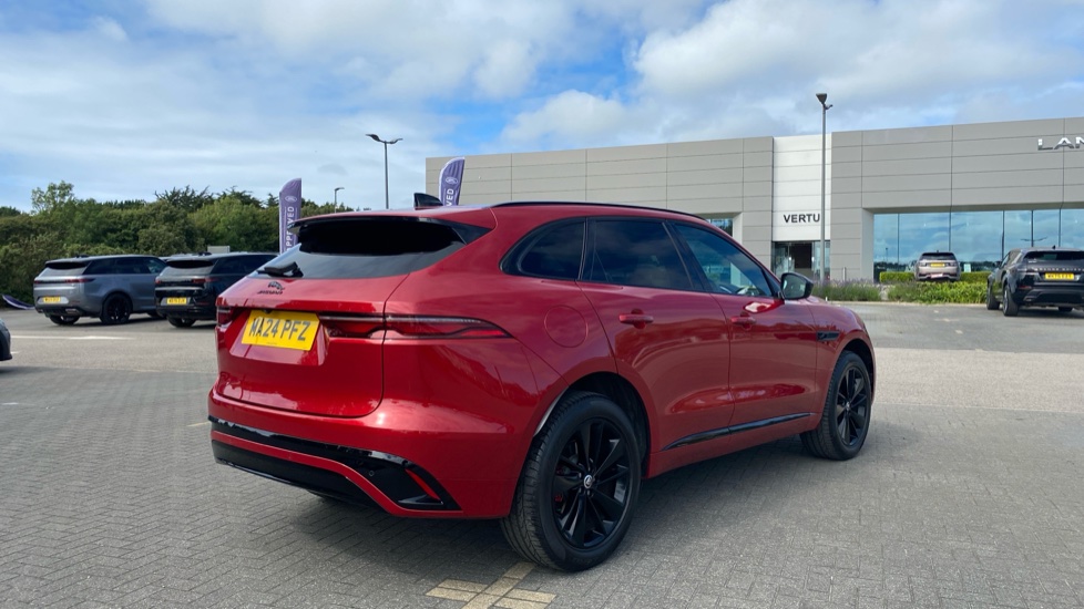 Jaguar F-Pace 2.0 D200 R-Dynamic SE Black 5dr Auto AWD Diesel Estate - Image 22
