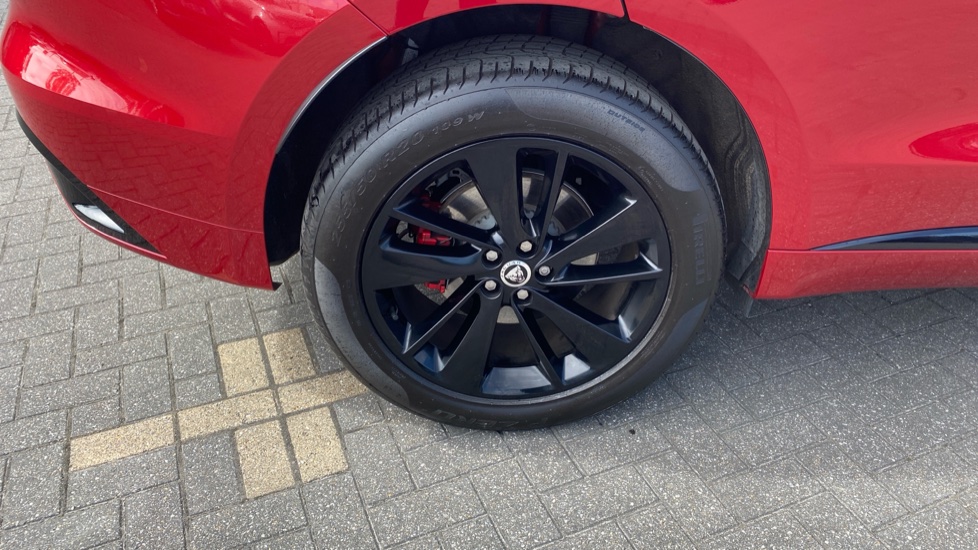 Jaguar F-Pace 2.0 D200 R-Dynamic SE Black 5dr Auto AWD Diesel Estate - Image 23