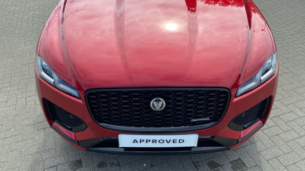 Jaguar F-Pace 2.0 D200 R-Dynamic SE Black 5dr Auto AWD Diesel Estate - Image 29
