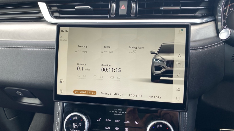 Jaguar F-Pace 2.0 D200 R-Dynamic SE Black 5dr Auto AWD Diesel Estate - Image 57