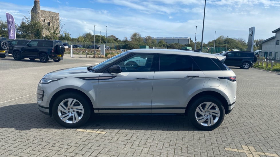 Land Rover Range Rover Evoque 1.5 P300e R-Dynamic S 5dr Auto Hatchback - Image 21
