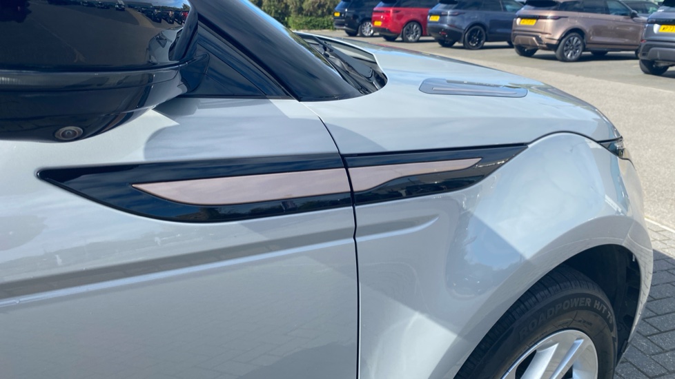 Land Rover Range Rover Evoque 1.5 P300e R-Dynamic S 5dr Auto Hatchback - Image 26