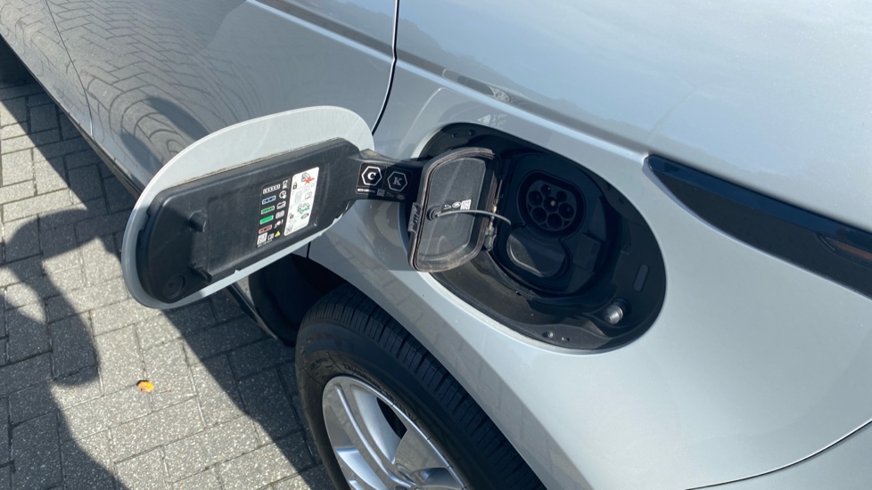 Land Rover Range Rover Evoque 1.5 P300e R-Dynamic S 5dr Auto Hatchback - Image 34