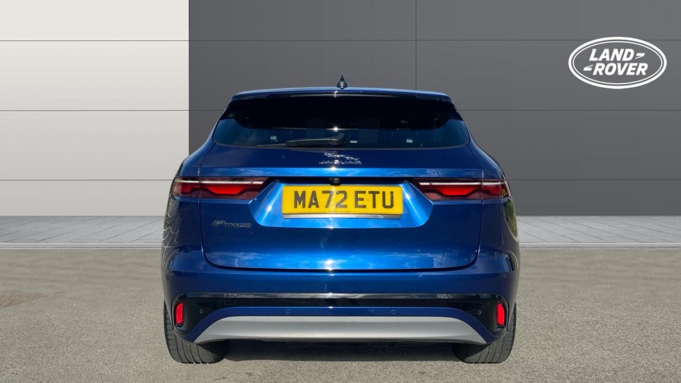 Jaguar F-Pace 2.0 D200 R-Dynamic S 5dr Auto AWD Diesel Estate - Image 6