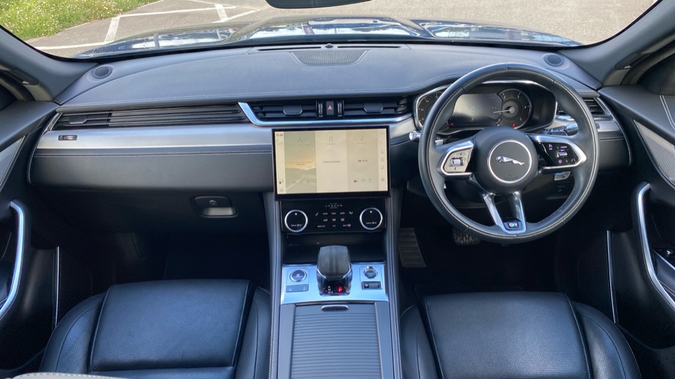 Jaguar F-Pace 2.0 D200 R-Dynamic S 5dr Auto AWD Diesel Estate - Image 9