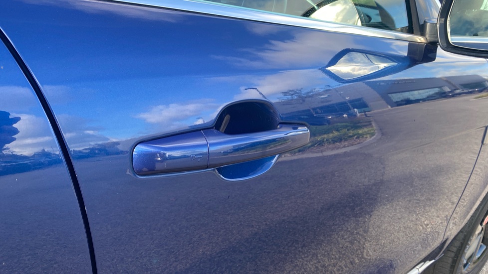Jaguar F-Pace 2.0 D200 R-Dynamic S 5dr Auto AWD Diesel Estate - Image 26
