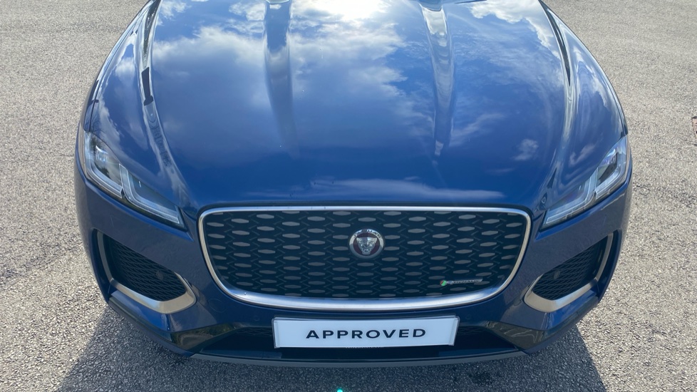 Jaguar F-Pace 2.0 D200 R-Dynamic S 5dr Auto AWD Diesel Estate - Image 30