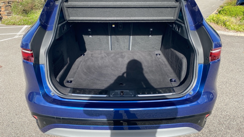 Jaguar F-Pace 2.0 D200 R-Dynamic S 5dr Auto AWD Diesel Estate - Image 35
