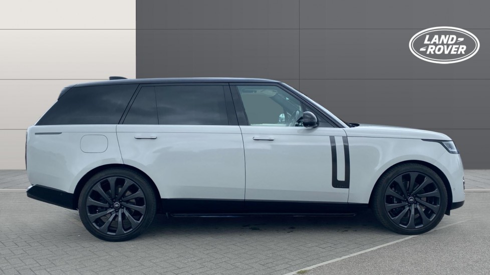 Land Rover Range Rover 4.4 P530 V8 Autobiography LWB 4dr Auto  [7 Seat] Petrol Estate - Image 5