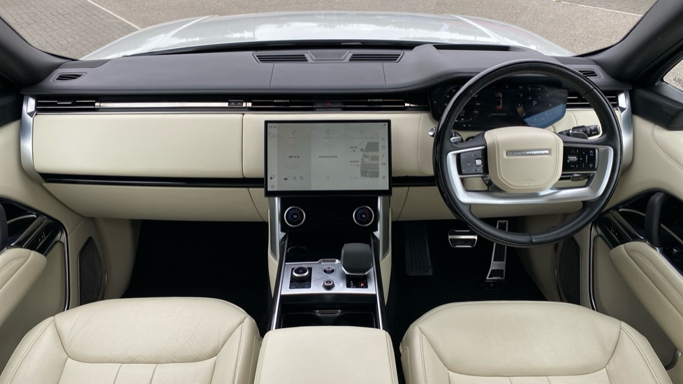 Land Rover Range Rover 4.4 P530 V8 Autobiography LWB 4dr Auto  [7 Seat] Petrol Estate - Image 9