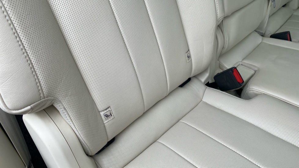Land Rover Range Rover 4.4 P530 V8 Autobiography LWB 4dr Auto  [7 Seat] Petrol Estate - Image 40