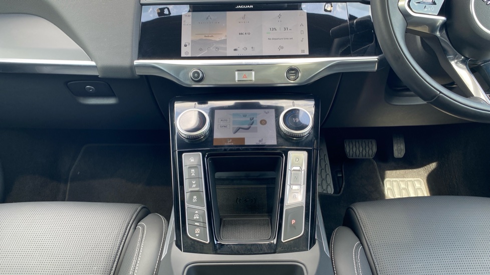Jaguar I-Pace 294kW EV400 R-Dynamic HSE Black 90kWh 5dr Auto Electric Estate - Image 14