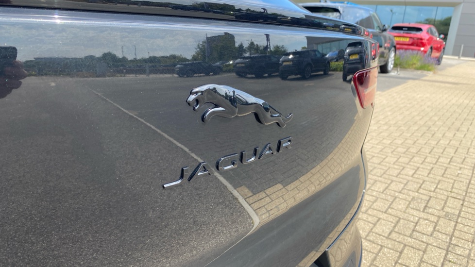 Jaguar I-Pace 294kW EV400 R-Dynamic HSE Black 90kWh 5dr Auto Electric Estate - Image 31