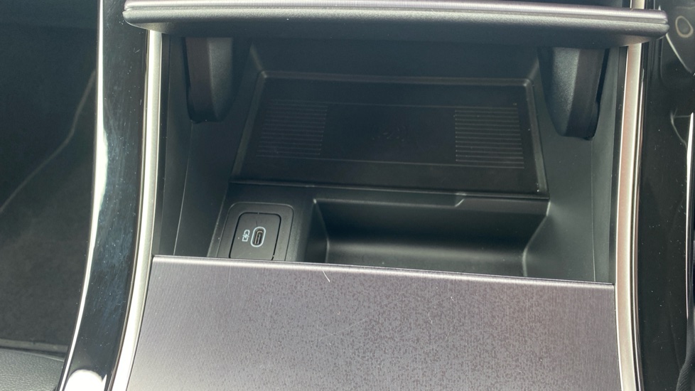 Land Rover Range Rover Evoque 2.0 D200 Edition 5dr Auto Diesel Hatchback - Image 60