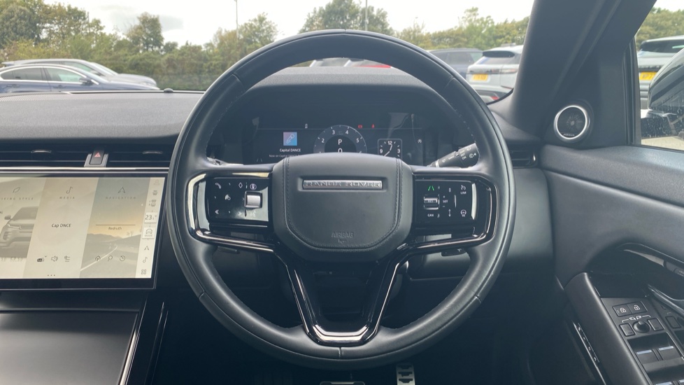 Land Rover Range Rover Evoque 2.0 P250 Dynamic HSE 5dr Auto Petrol Hatchback - Image 15