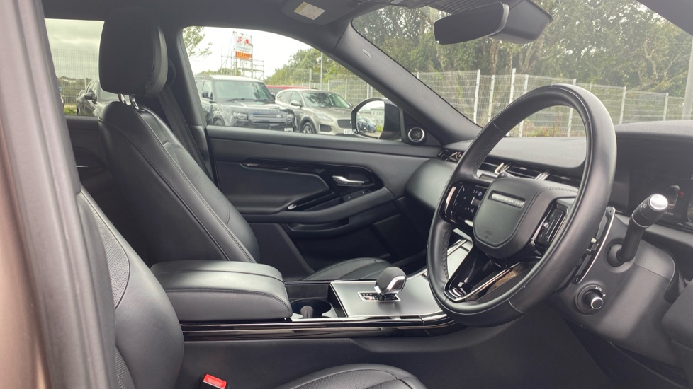 Land Rover Range Rover Evoque 2.0 P250 Dynamic HSE 5dr Auto Petrol Hatchback - Image 48