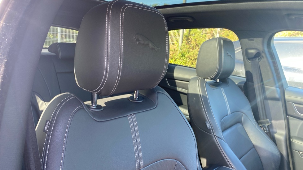 Jaguar F-Pace 2.0 D200 R-Dynamic Black 5dr Auto AWD Diesel Estate - Image 43