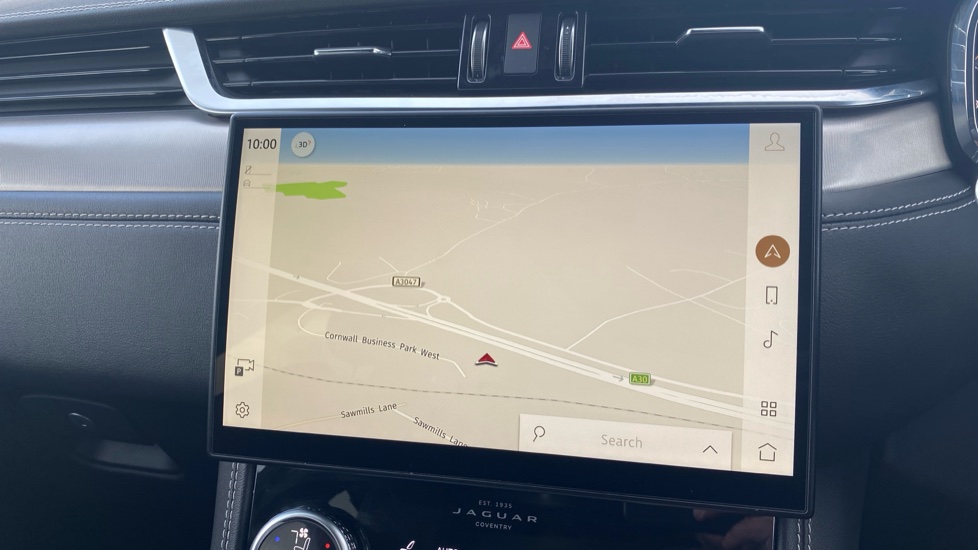Jaguar F-Pace 2.0 D200 R-Dynamic SE Black 5dr Auto AWD Diesel Estate - Image 11