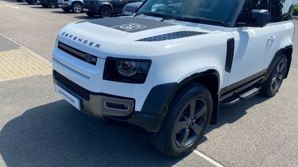 Land Rover Defender 2.0 P300 X-Dynamic HSE 90 3dr Auto Petrol Estate - Image 33