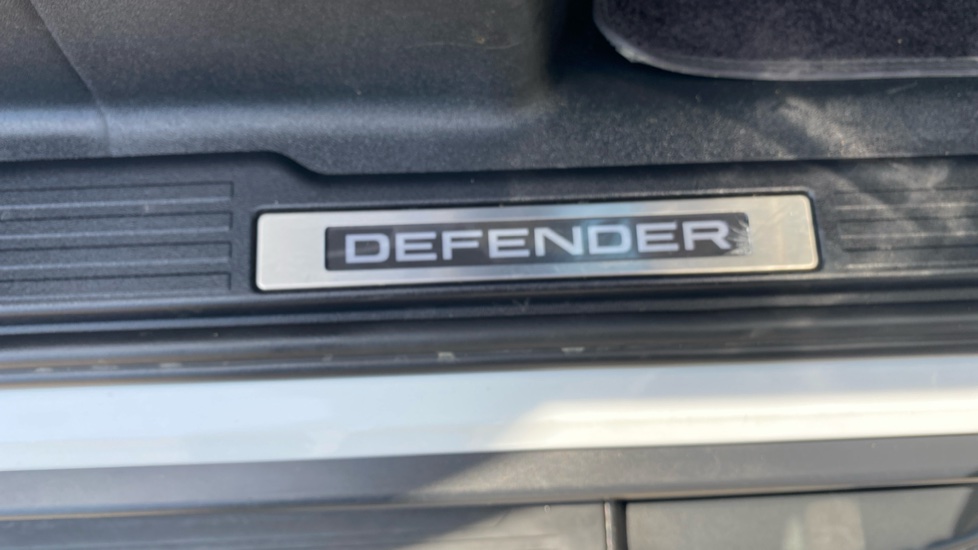 Land Rover Defender 2.0 P300 X-Dynamic HSE 90 3dr Auto Petrol Estate - Image 50