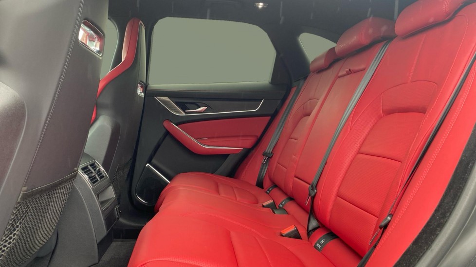 Jaguar F-Pace 2.0 P400e R-Dynamic HSE 5dr Auto AWD Estate - Image 4