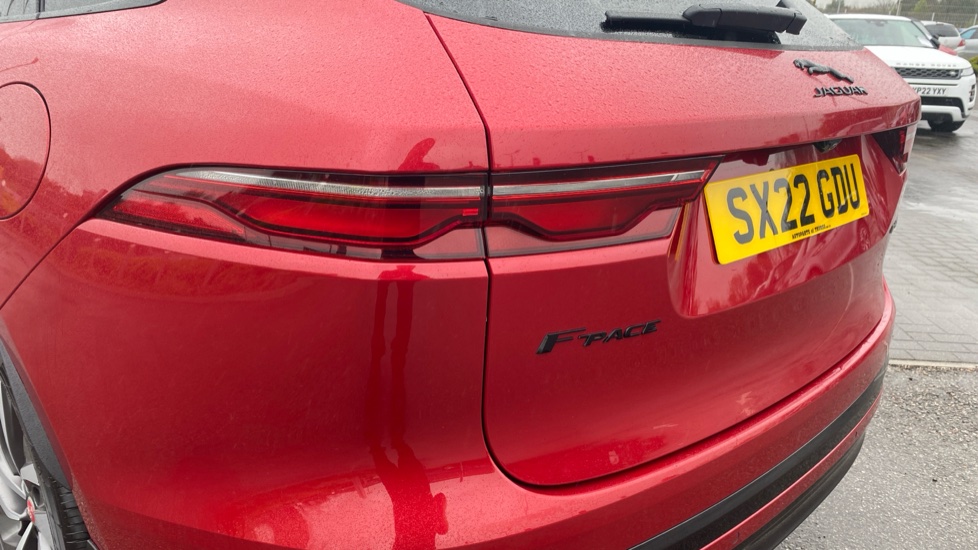 Jaguar F-Pace 2.0 P400e R-Dynamic HSE 5dr Auto AWD Estate - Image 19