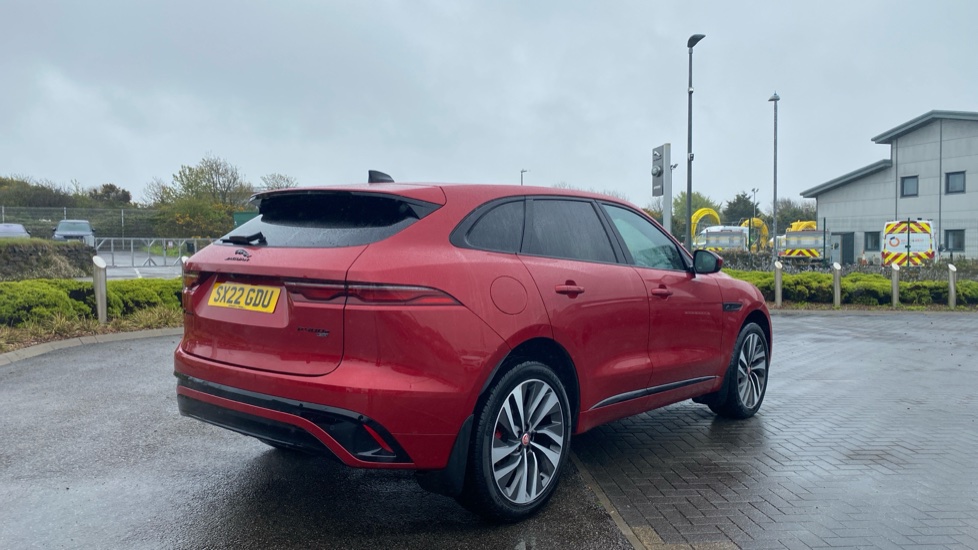 Jaguar F-Pace 2.0 P400e R-Dynamic HSE 5dr Auto AWD Estate - Image 22