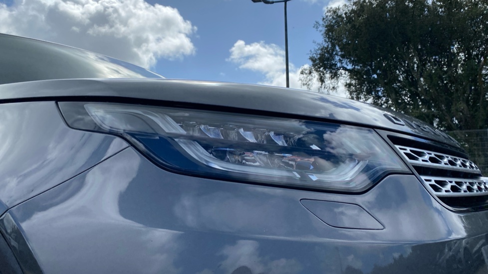 Land Rover Discovery 3.0 SDV6 HSE 5dr Auto Diesel Station Wagon - Image 17