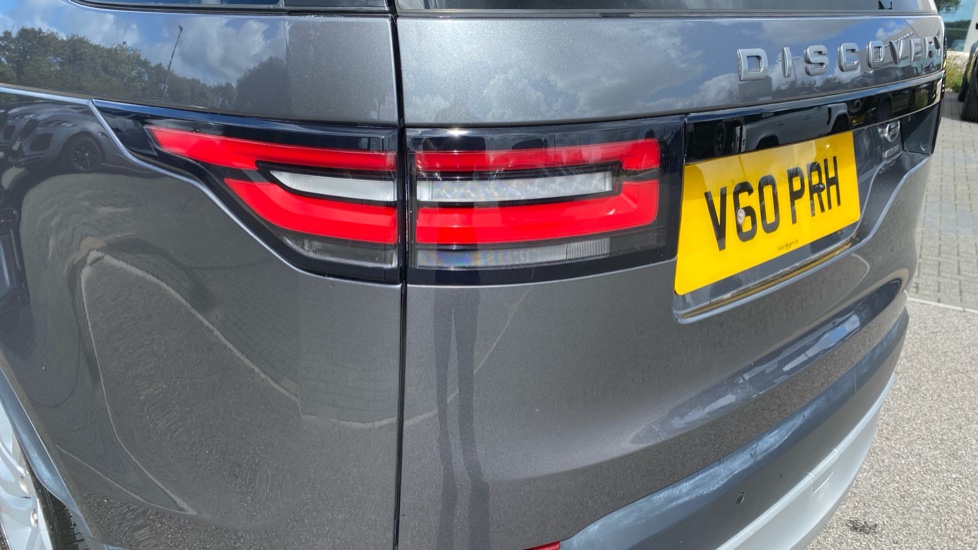 Land Rover Discovery 3.0 SDV6 HSE 5dr Auto Diesel Station Wagon - Image 19
