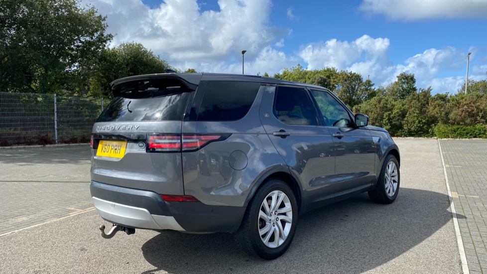 Land Rover Discovery 3.0 SDV6 HSE 5dr Auto Diesel Station Wagon - Image 22