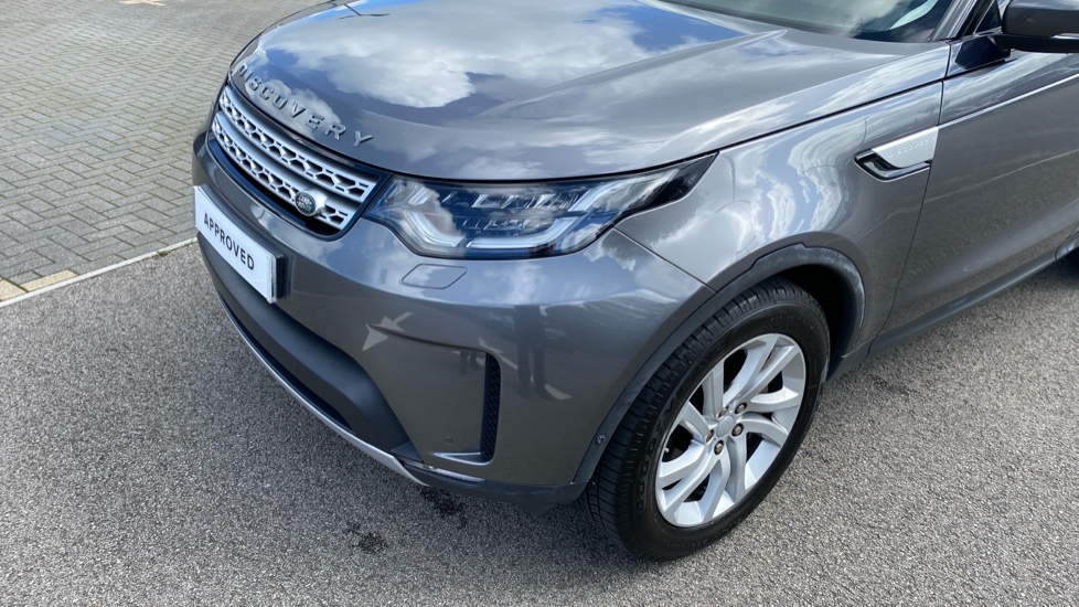 Land Rover Discovery 3.0 SDV6 HSE 5dr Auto Diesel Station Wagon - Image 30