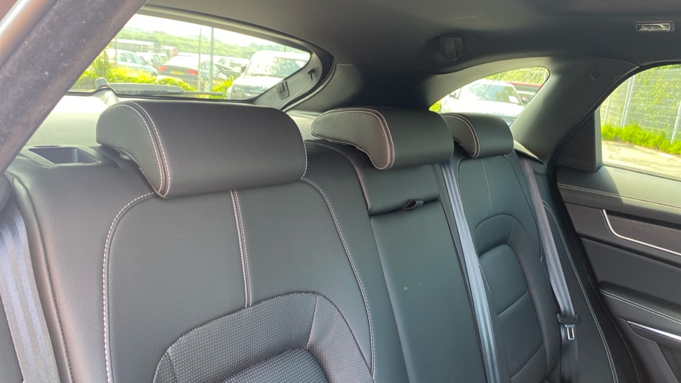 Jaguar F-Pace 2.0 D200 R-Dynamic Black 5dr Auto AWD Diesel Estate - Image 38